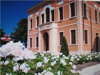 Apri Galleria Immagini